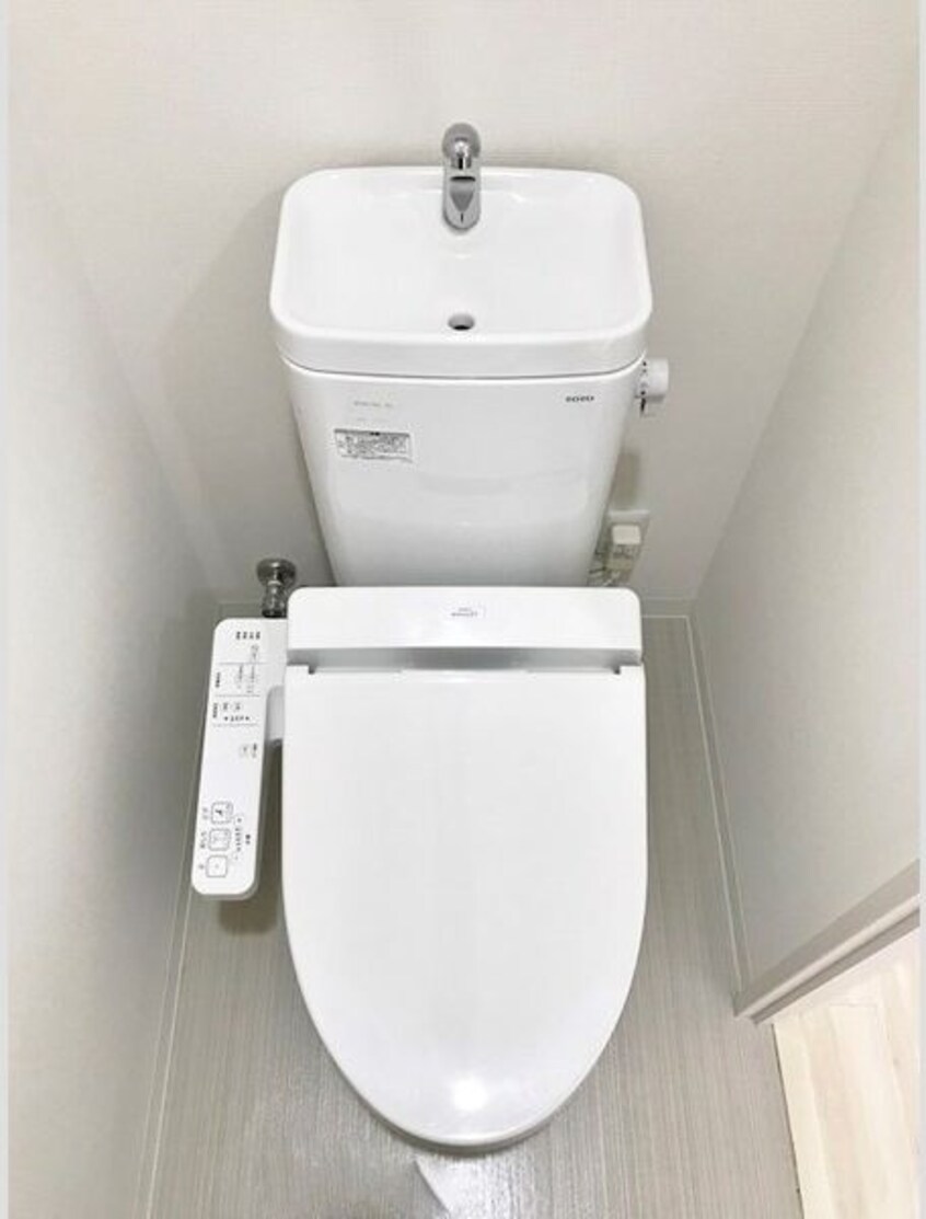 ※写真は同じマンションの違う部屋のものになります。 リベルティア