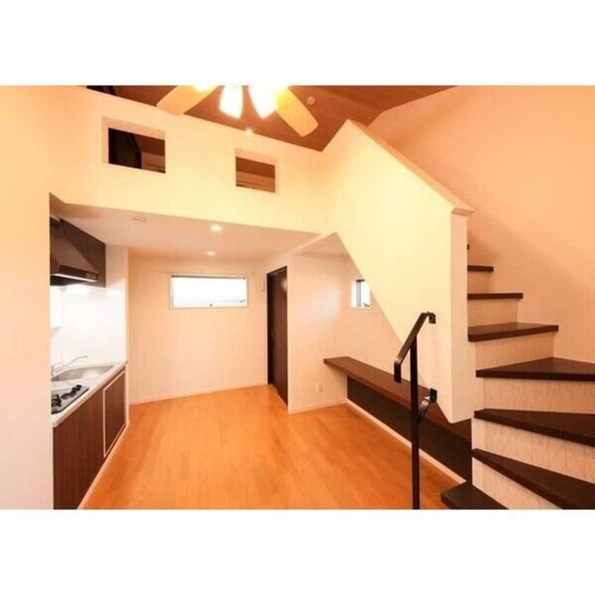 ※写真は同じマンションの違う部屋のものになります。 Arbol