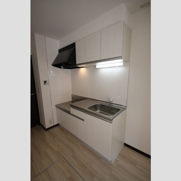 室内写真は別部屋の写真です。 SEBIL