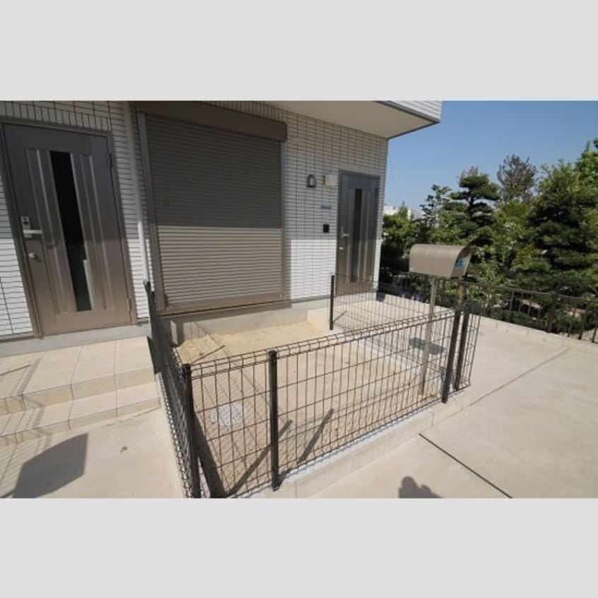 室内写真は別部屋の写真です。 SEBIL