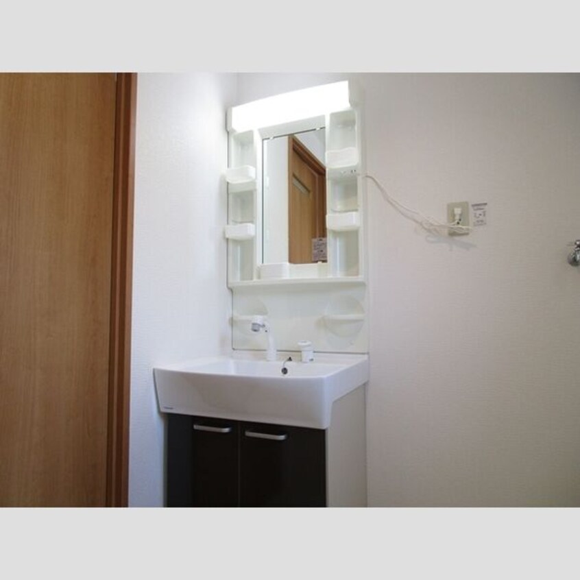  ヴェルドミール江坂B館