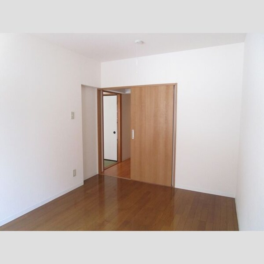  ヴェルドミール江坂B館