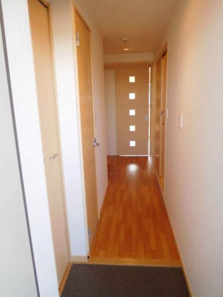 シンプルで使いやすい玄関です サンスクエア