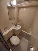  レスカール千代田