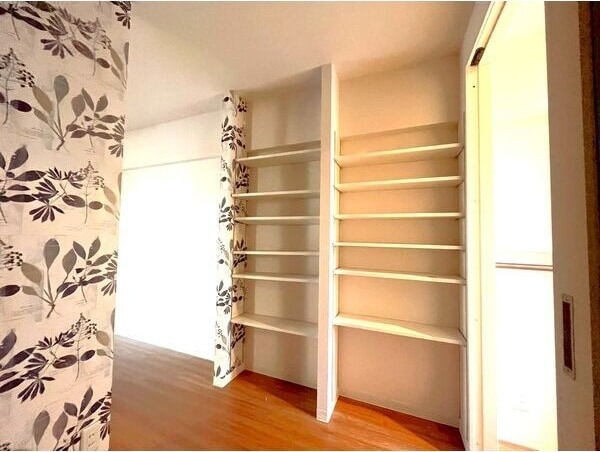  三秀レジデンス