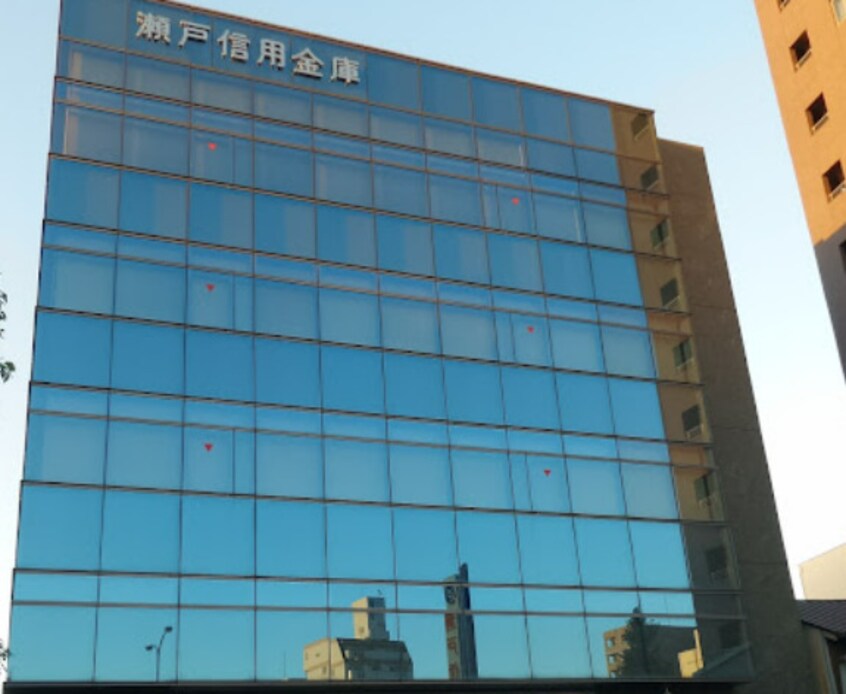 瀬戸信用金庫名古屋支店 336m 三秀レジデンス