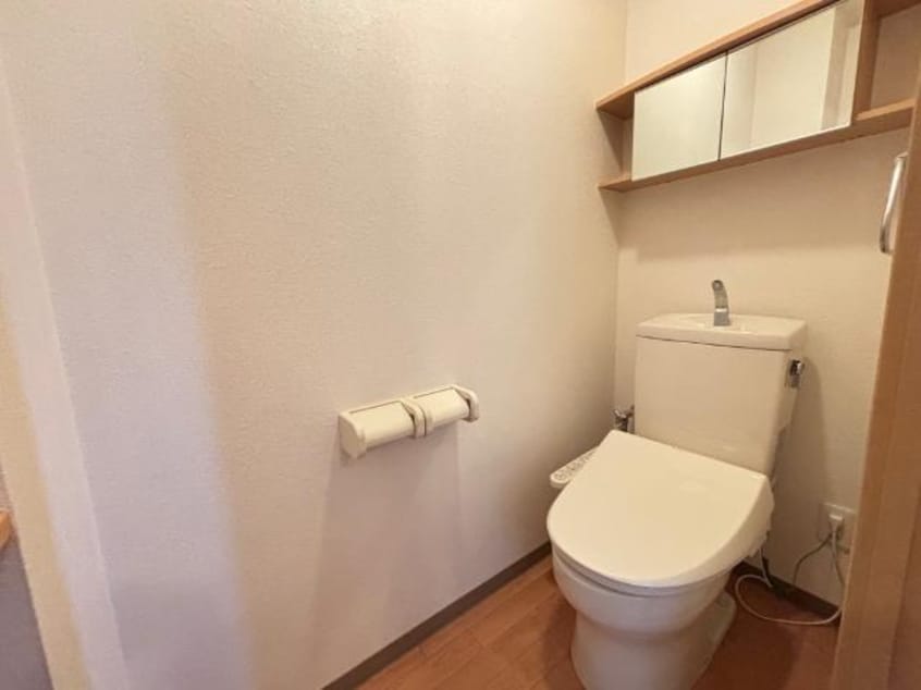 シャワー付トイレ Ｔ．コオリナ