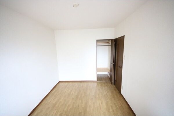  バンベール千種竹越