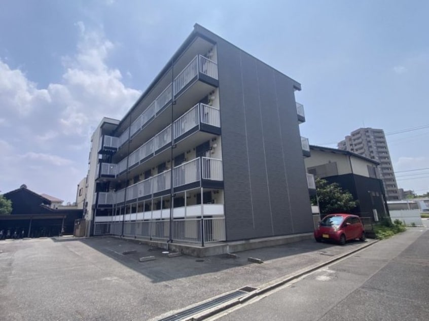  レオパレス八剱