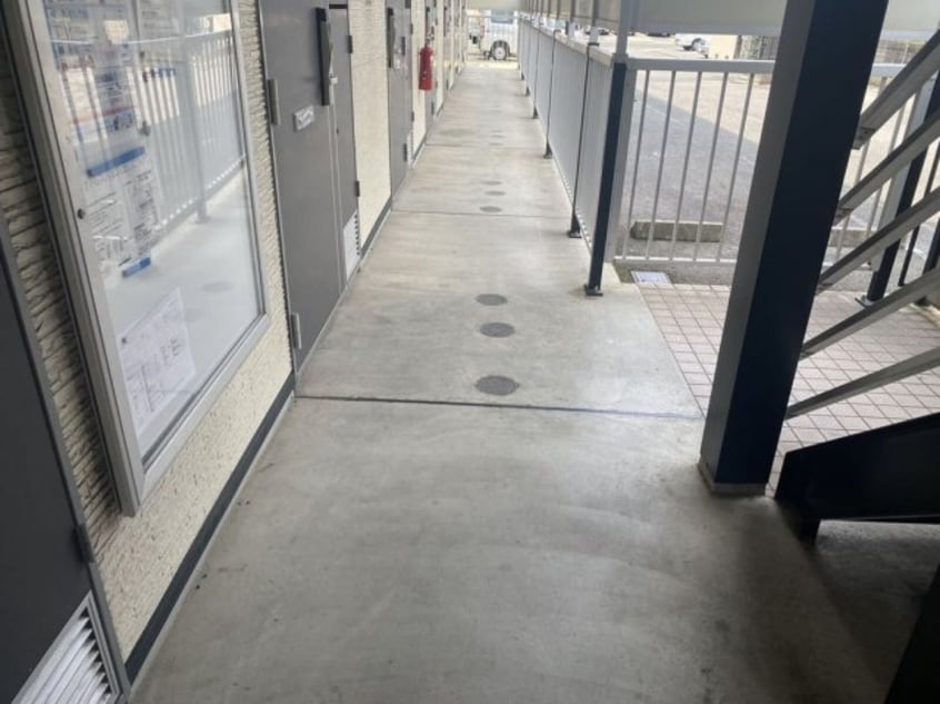  レオパレス八剱