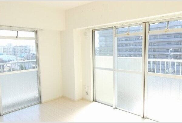  名古屋臨海高速鉄道<あおなみ線>/中島駅 徒歩26分 5階 築37年