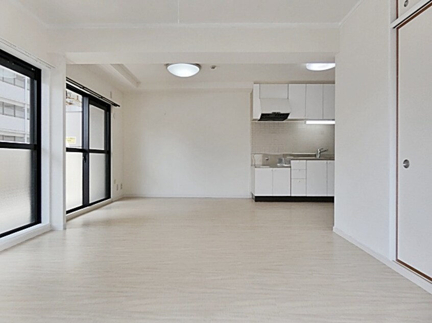  丸の内ＦＯＲＴ