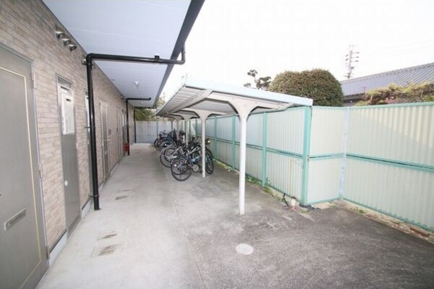  近鉄名古屋線/黄金駅 徒歩8分 1階 築25年