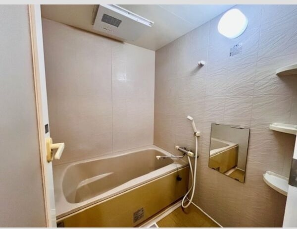  名古屋市営地下鉄名港線/日比野駅 徒歩18分 1階 築20年