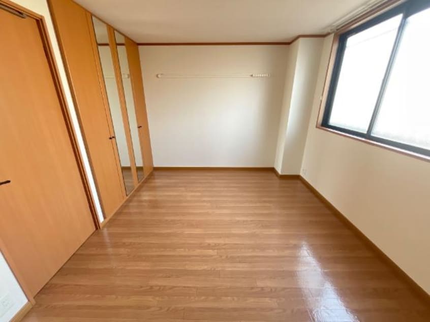 寝室 ステイタカダ