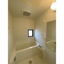 ※写真は同じマンションの違う部屋のものになります。 名古屋市営地下鉄鶴舞線/浄心駅 徒歩2分 8階 築13年