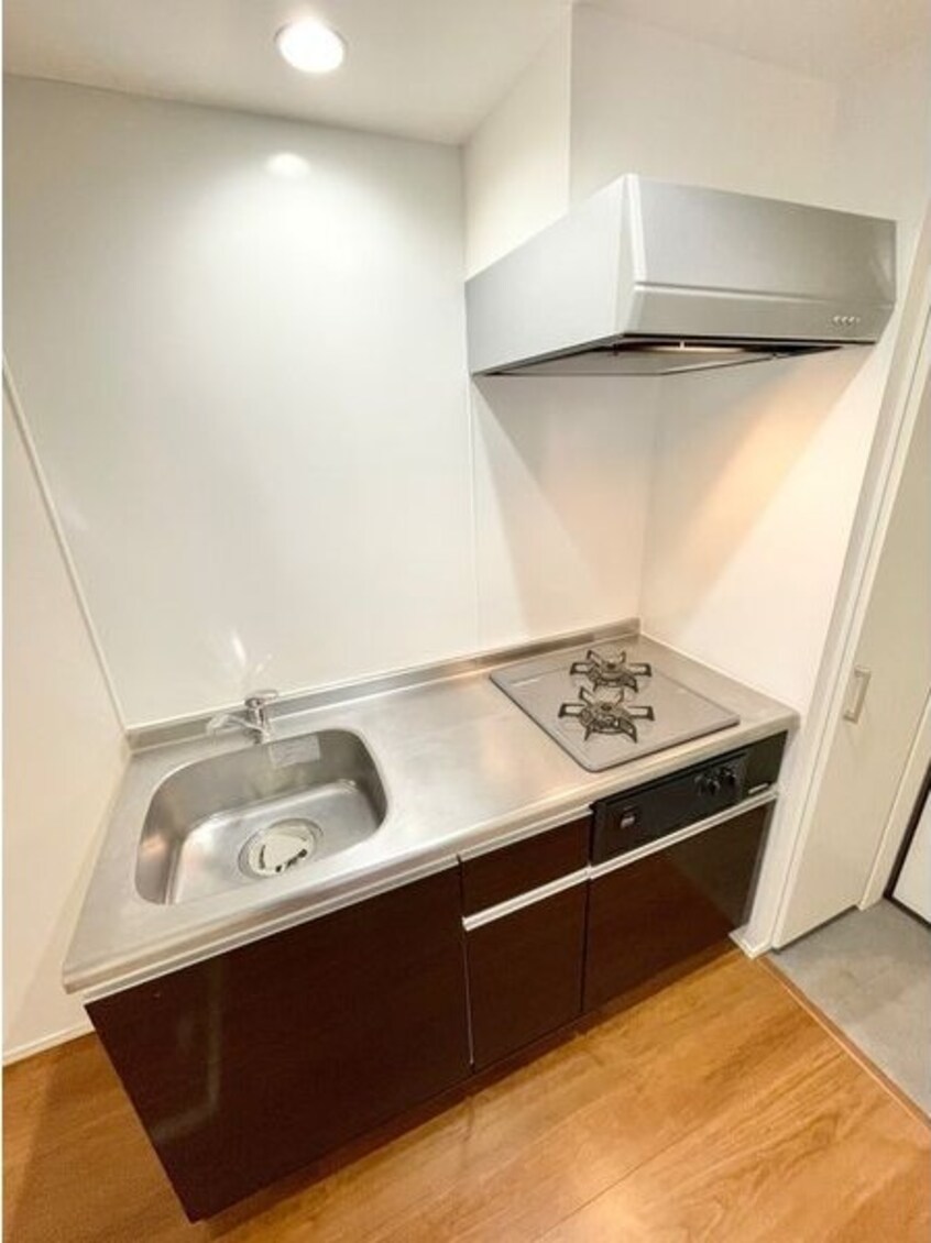  名古屋市営地下鉄鶴舞線/庄内緑地公園駅 徒歩7分 1階 築8年