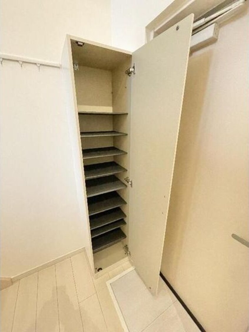  名古屋市営地下鉄東山線/岩塚駅 徒歩6分 1階 築12年