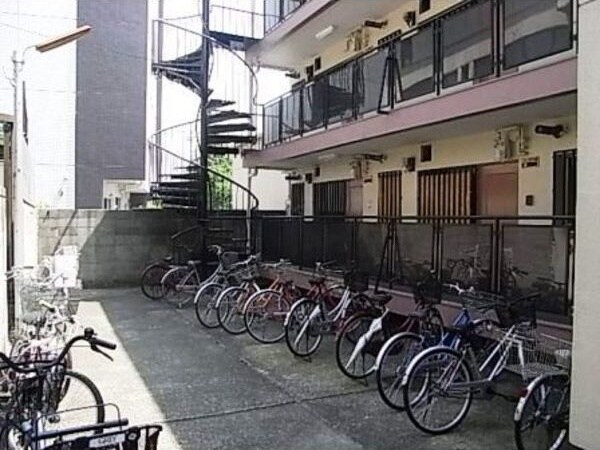  名古屋市営地下鉄桜通線/太閤通駅 徒歩6分 2階 築56年