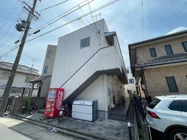  名古屋市営地下鉄桜通線/太閤通駅 徒歩9分 1階 築12年