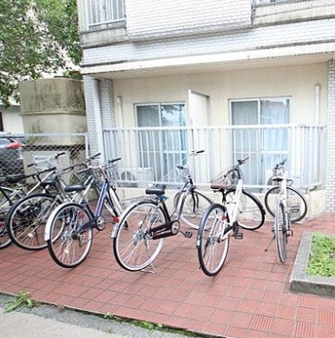 駐輪場 名古屋市営地下鉄東山線/池下駅 徒歩8分 4階 築31年