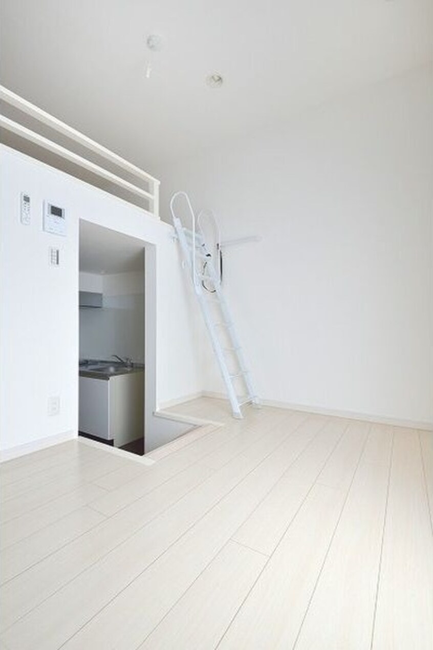  名古屋市営地下鉄東山線/中村公園駅 徒歩10分 1階 築11年