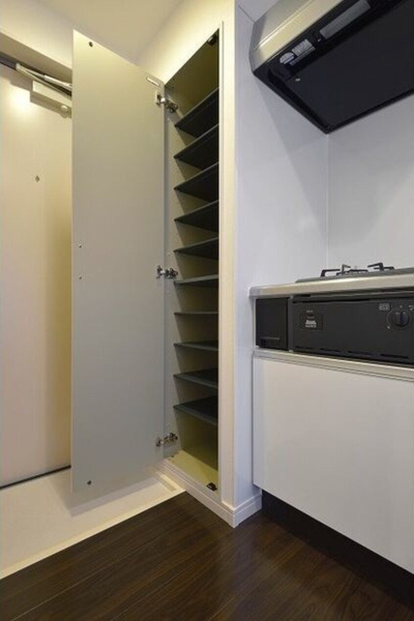  名古屋市営地下鉄東山線/中村公園駅 徒歩10分 1階 築11年