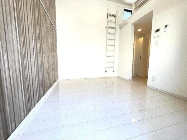  近鉄名古屋線/黄金駅 徒歩5分 1階 築11年