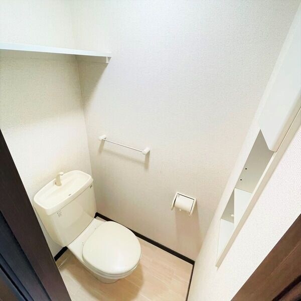  名古屋市営地下鉄東山線/岩塚駅 徒歩5分 1階 築17年