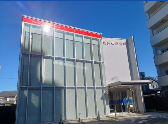 瀬戸信用金庫岩塚支店(銀行)まで309m 名古屋市営地下鉄東山線/岩塚駅 徒歩5分 1階 築17年