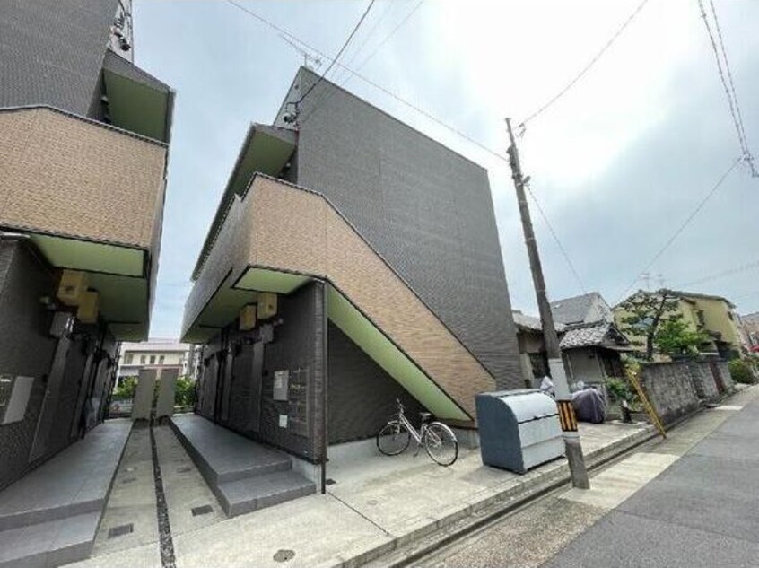  名古屋市営地下鉄東山線/本陣駅 徒歩9分 1階 築8年