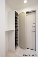  名古屋市営地下鉄東山線/本陣駅 徒歩9分 1階 築8年