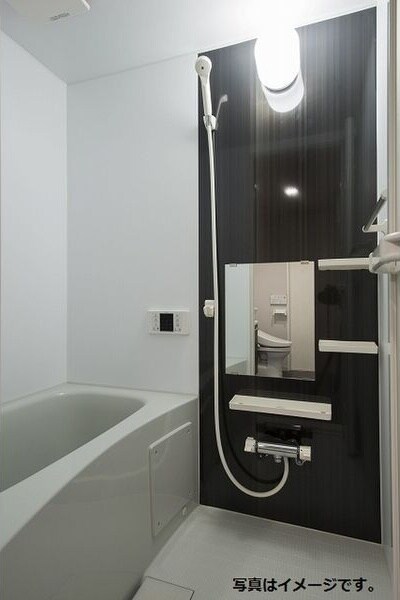  名古屋市営地下鉄東山線/本陣駅 徒歩9分 1階 築8年