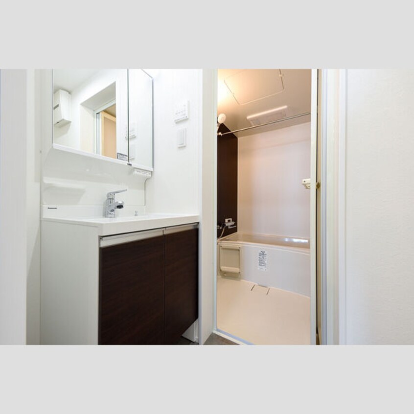  東海道本線/大高駅 徒歩11分 2階 築3年