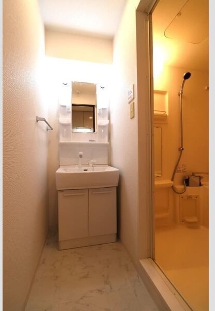  名古屋市営地下鉄東山線/新栄町駅 徒歩6分 6階 築18年