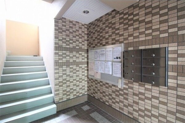  名古屋市営地下鉄鶴舞線/鶴舞駅 徒歩8分 3階 築26年