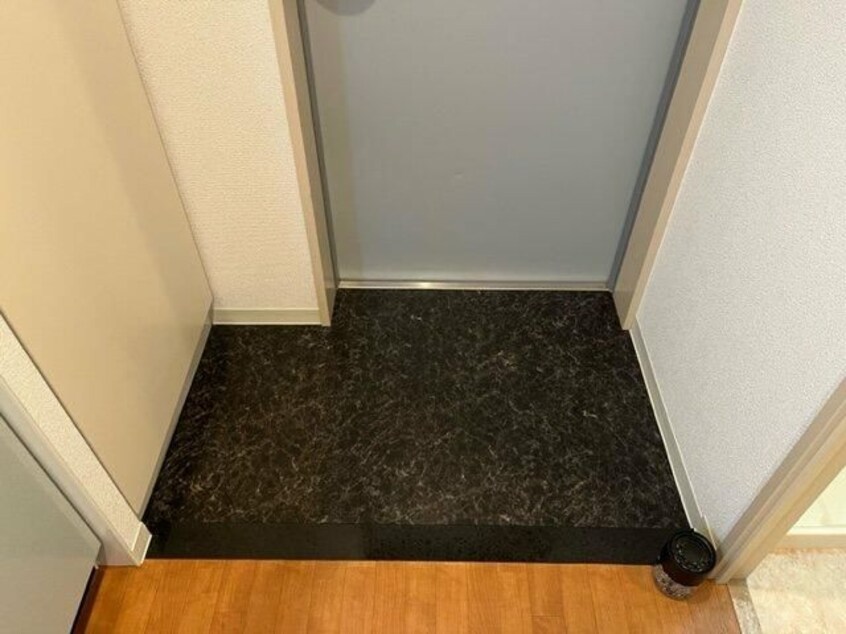  名古屋市営地下鉄東山線/千種駅 徒歩8分 8階 築17年