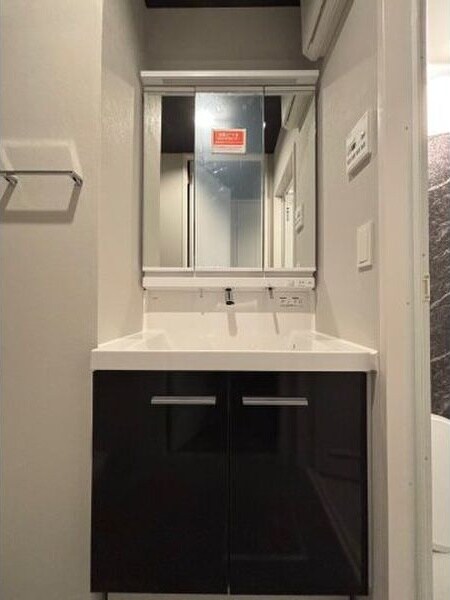  名古屋市営地下鉄鶴舞線/浅間町駅 徒歩2分 8階 1年未満