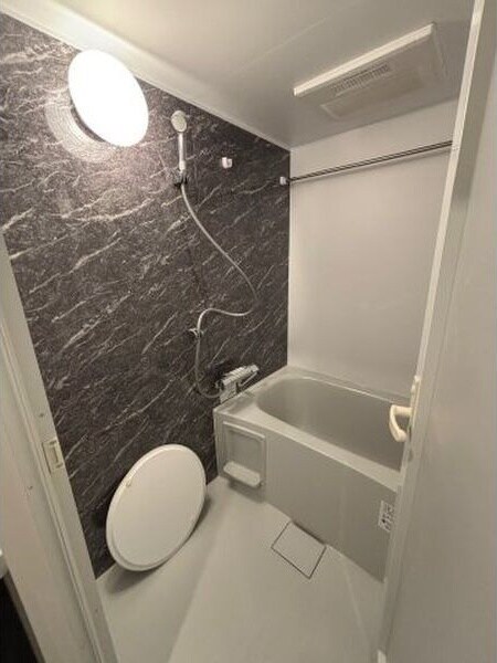  名古屋市営地下鉄鶴舞線/浅間町駅 徒歩2分 8階 1年未満