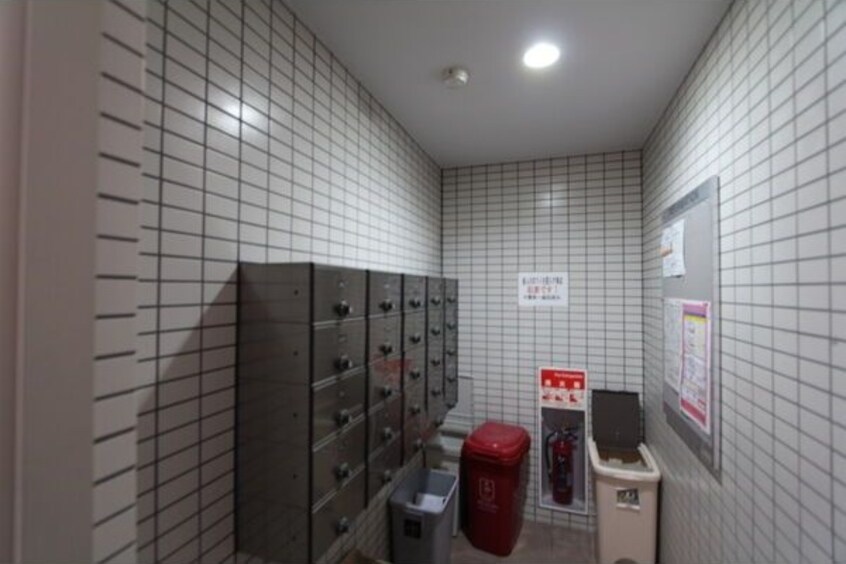  名古屋市営地下鉄東山線/新栄町駅 徒歩5分 8階 築20年