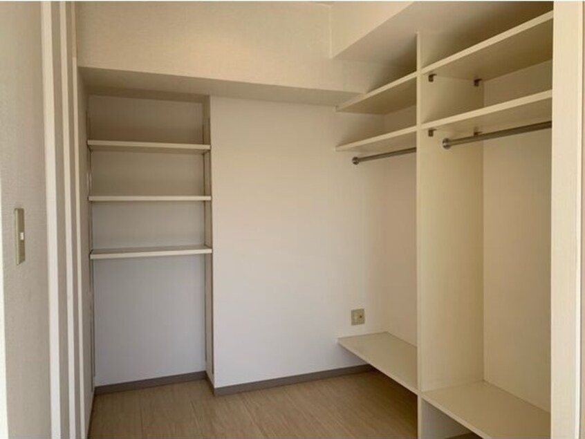  名古屋市営地下鉄東山線/新栄町駅 徒歩5分 8階 築20年