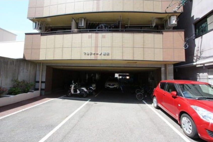  名古屋市営地下鉄東山線/新栄町駅 徒歩12分 3階 築20年