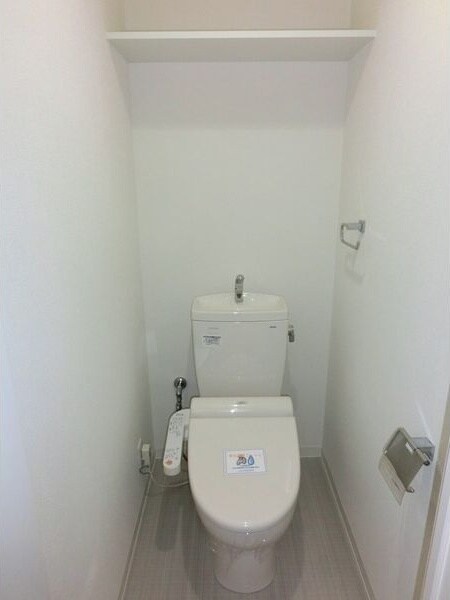  名古屋市営地下鉄東山線/新栄町駅 徒歩6分 3階 築12年