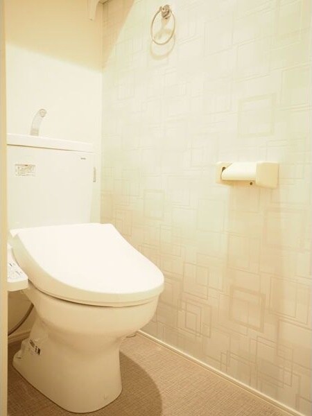  名古屋市営地下鉄東山線/本陣駅 徒歩8分 2階 築3年