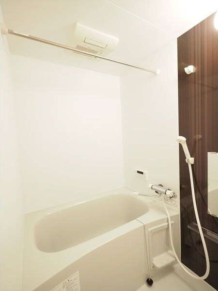  名古屋市営地下鉄東山線/本陣駅 徒歩8分 2階 築3年