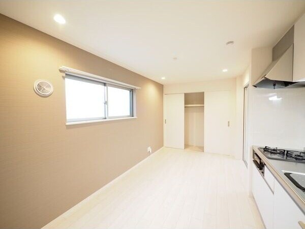  名古屋市営地下鉄東山線/本陣駅 徒歩8分 2階 築3年