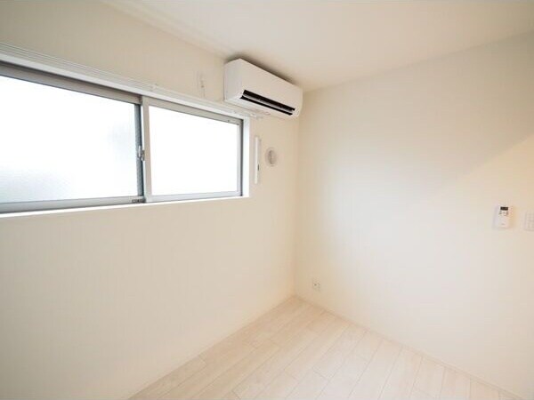  名古屋市営地下鉄東山線/本陣駅 徒歩8分 2階 築3年