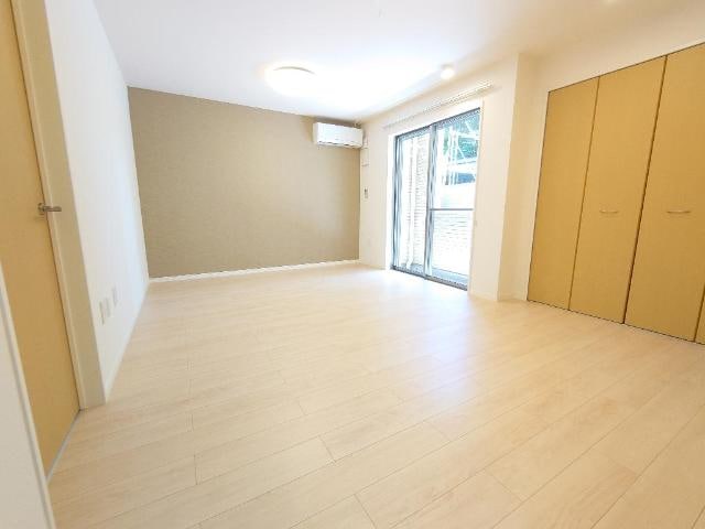 洋室 オ　ソレイユ呼続