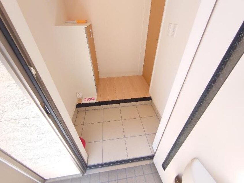 玄関 オ　ソレイユ呼続