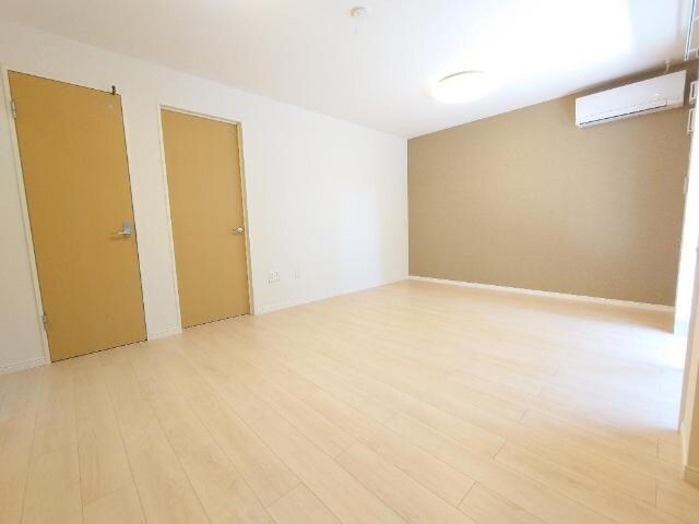 洋室 オ　ソレイユ呼続